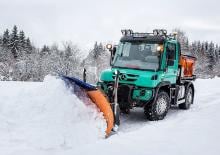 Traktory miejskie z zaczepem przednim Unimog U 427