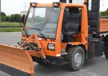 Traktory miejskie z zaczepem przednim Multicar UX 100 M
