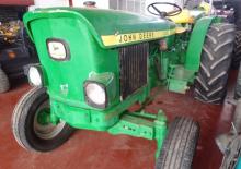 Traktory z napędem 2WD John Deere 1035