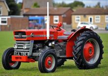 Traktory z napędem 2WD Massey Ferguson 135