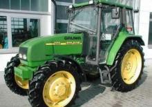 Traktory z napędem 2WD John Deere 3310 Komf. X