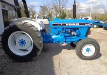 Traktory z napędem 2WD Ford-NH 3430