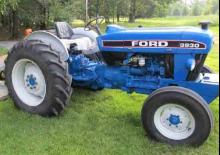 Traktory z napędem 2WD Ford-NH 3930