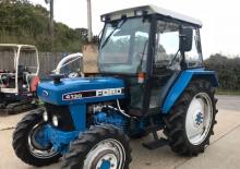 Traktory z napędem 2WD Ford-NH 4130