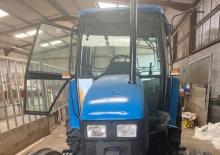 Traktory z napędem 2WD Ford-NH 4835