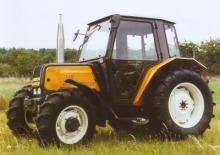 Traktory z napędem 2WD Renault 50-12 LB