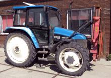 Traktory z napędem 2WD Ford-NH 5635