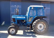 Traktory z napędem 2WD Ford-NH 6700