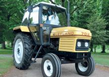 Traktory z napędem 2WD Leyland 702