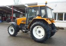 Traktory z napędem 2WD Renault CERES 325 X