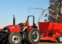 Traktory z napędem 2WD Case IH Farmall 120A