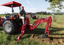 Traktory z napędem 2WD Case IH Farmall Compact 25A