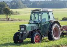 Traktory z napędem 2WD Fendt Farmer 240 S