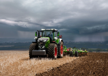 Traktory z napędem 4WD Fendt 1048 Vario Power+ 