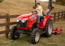 Traktory z napędem 4WD Massey Ferguson 1726E	