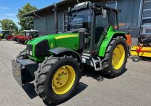 Traktory z napędem 4WD John Deere 3300 Komf. X