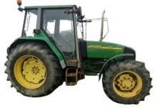 Traktory z napędem 4WD John Deere 3410 Std
