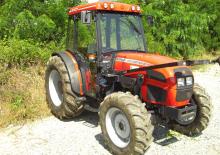 Traktory z napędem 4WD Valpadana 3685 F