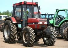 Traktory z napędem 4WD Case IH 4220
