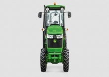 Traktory z napędem 4WD John Deere 5075GV