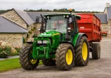 Traktory z napędem 4WD John Deere 5080 R Power