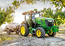 Traktory z napędem 4WD John Deere 5090EN