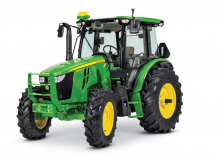 Traktory z napędem 4WD John Deere 5120M 