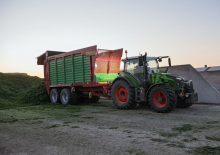 Traktory z napędem 4WD Fendt 515 Vario Power+ 