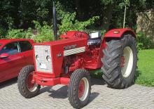 Traktory z napędem 4WD International Harvester 523