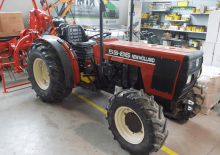 Traktory z napędem 4WD New Holland 55-86 FS-DT