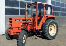 Traktory z napędem 4WD Renault 551S