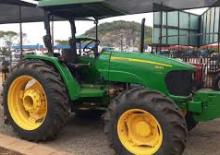 Traktory z napędem 4WD John Deere 5625