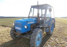 Traktory z napędem 4WD Zetor 5745