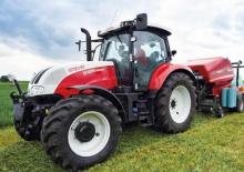 Traktory z napędem 4WD Steyr 6125 Profi Basis