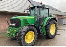 Traktory z napędem 4WD John Deere 6520 Premium Plus