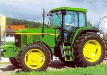 Traktory z napędem 4WD John Deere 6610 Premium