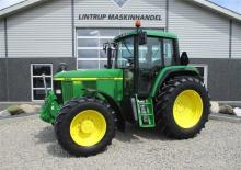 Traktory z napędem 4WD John Deere 6910 S