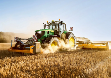 Traktory z napędem 4WD John Deere 6M 240  