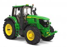 Traktory z napędem 4WD John Deere 6M 250