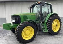 Traktory z napędem 4WD John Deere 7220
