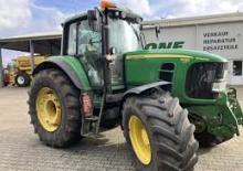 Traktory z napędem 4WD John Deere 7530 Premium