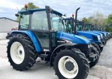 Traktory z napędem 4WD Ford-NH 7635 A