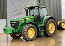 Traktory z napędem 4WD John Deere 7830