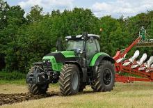 Traktory z napędem 4WD DEUTZ-FAHR 8280W