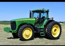 Traktory z napędem 4WD John Deere 8420