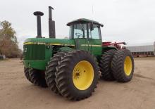Traktory z napędem 4WD John Deere 8640
