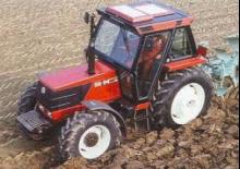 Traktory z napędem 4WD Fiatagri 88-94 DT