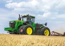 Traktory z napędem 4WD John Deere 9520R