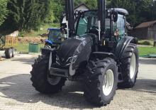 Traktory z napędem 4WD Valtra A105MH 