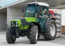 Traktory z napędem 4WD DEUTZ-FAHR Agroplus V 410 INR.Idraulic